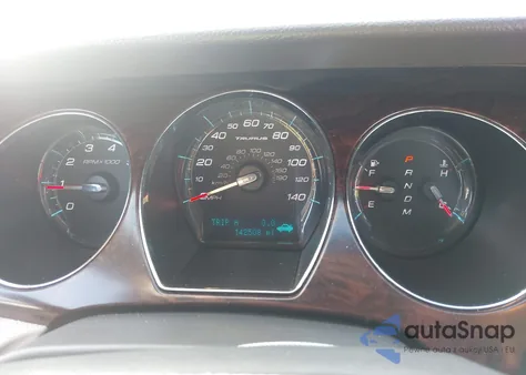 2010 Ford Taurus Sel z USA, uszkodzony, nr VIN 1FAHP2EW0AG157162